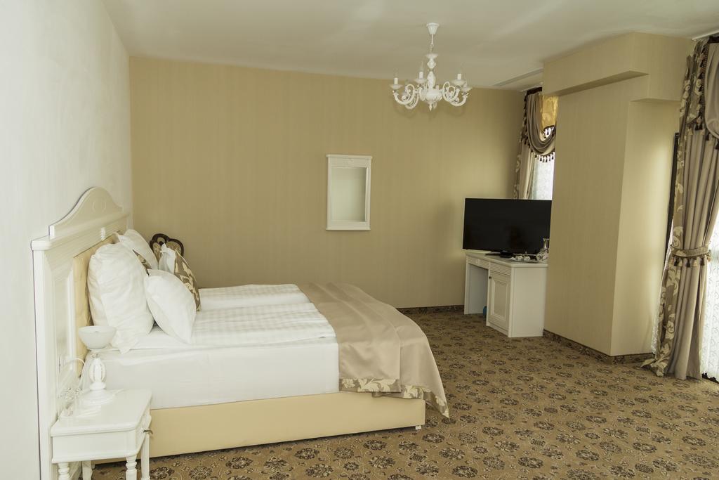 Hotel Pik Elegance à Ploieşti Chambre photo