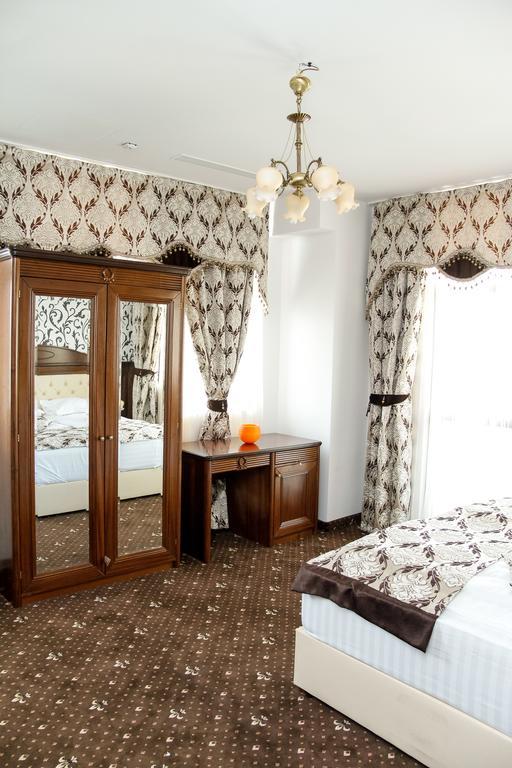 Hotel Pik Elegance à Ploieşti Chambre photo
